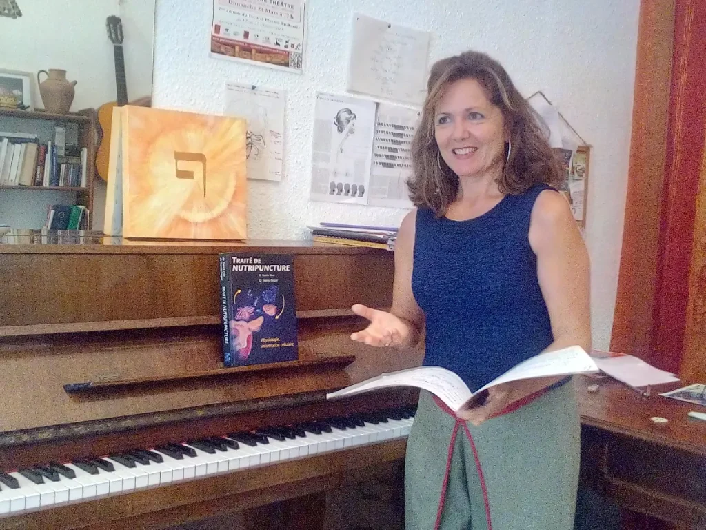 Corinne-Paul-Perez-Chant2